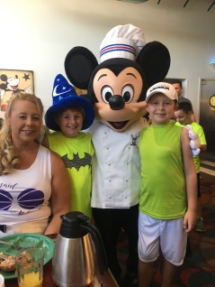Disney Dining: Chef Mickey's at the Contemporary Resort